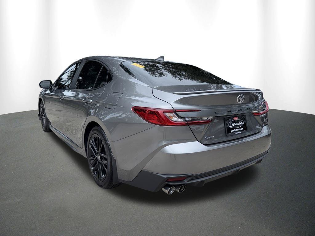 Used 2025 Toyota Camry SE FWD image 13