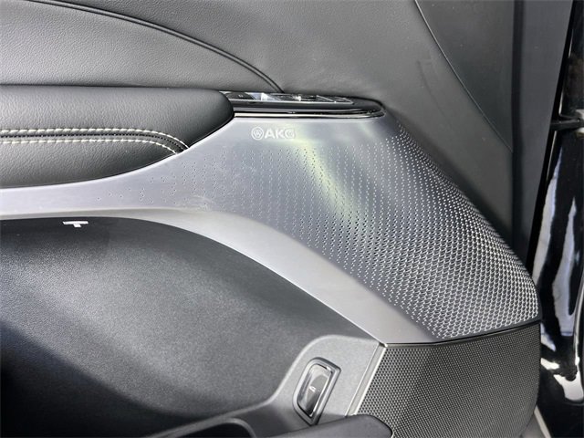 Used 2024 Cadillac Lyriq Sport image 25