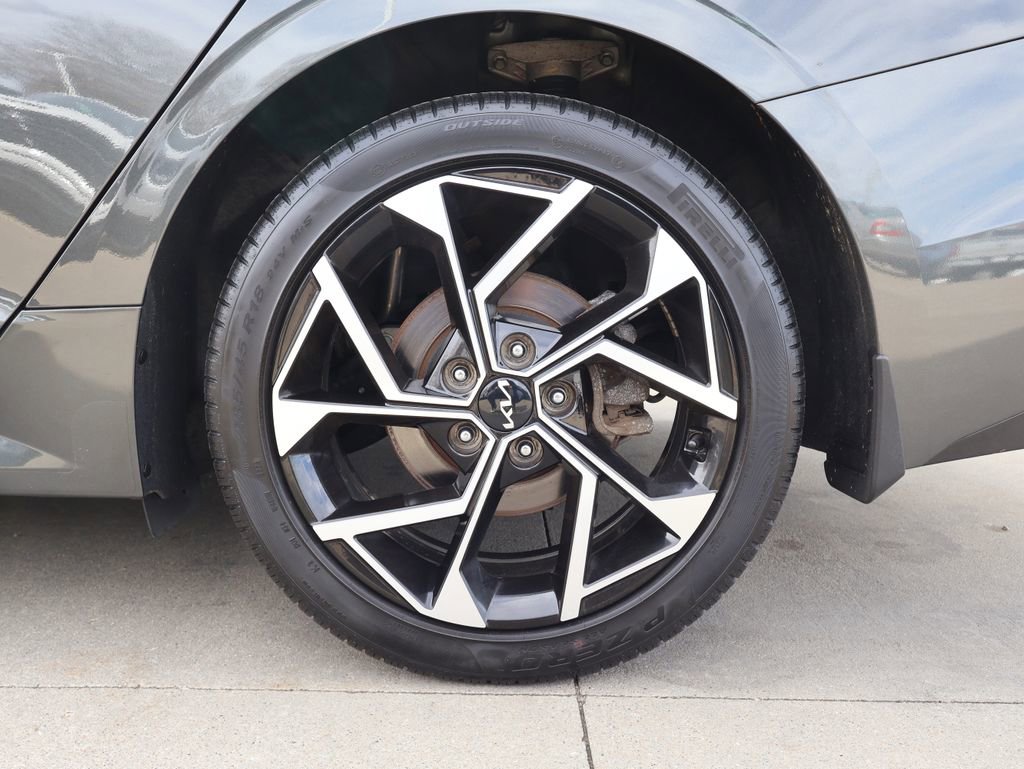 Used 2025 Kia K5 EX image 38