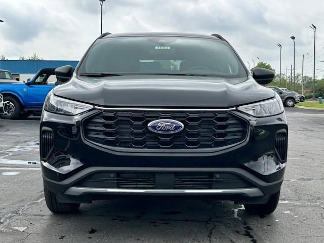 New 2025 Ford Escape ST-Line w/ Tech Pack #1 image 17