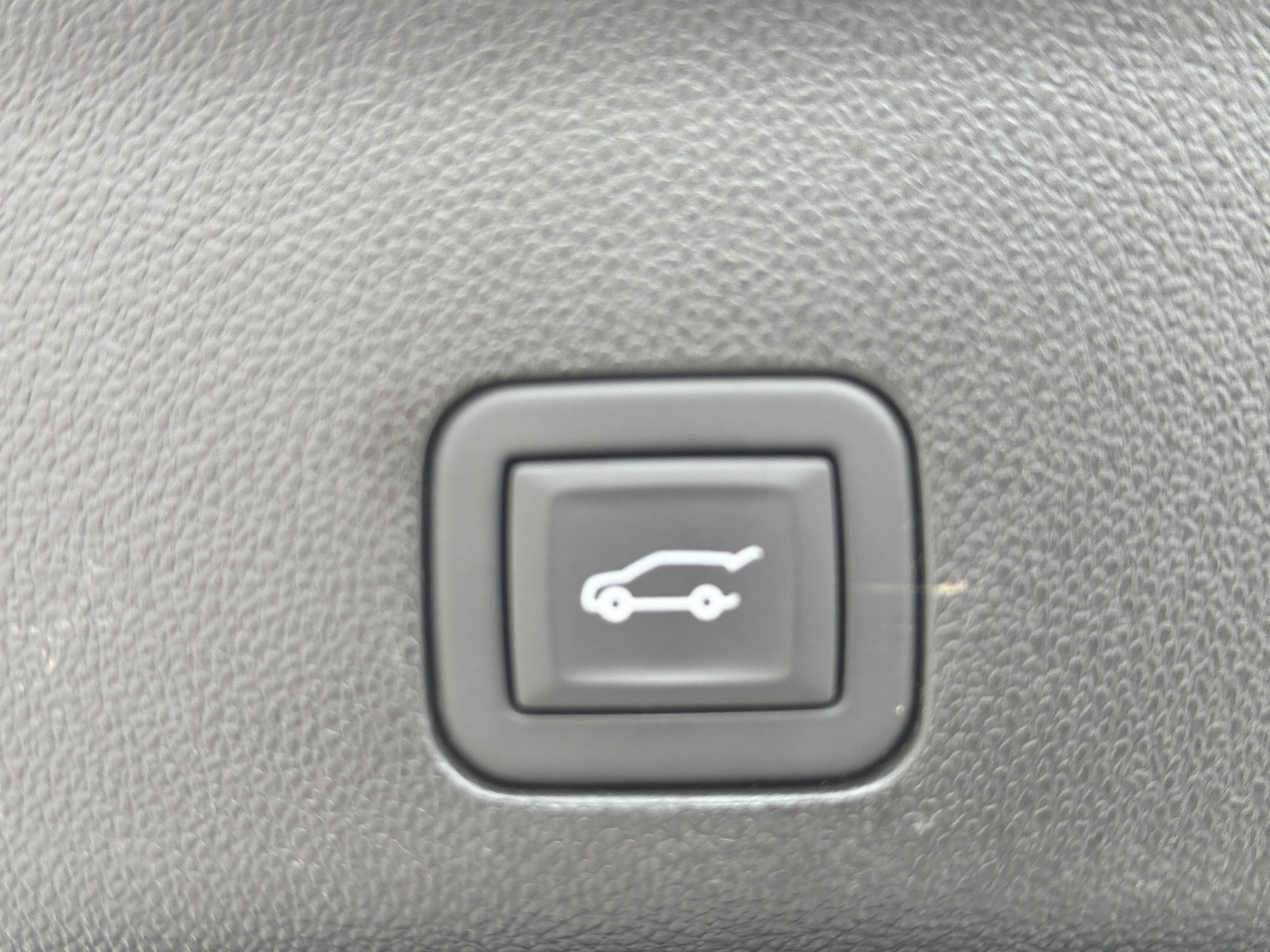 Used 2024 Chevrolet Tahoe LT RWD image 24