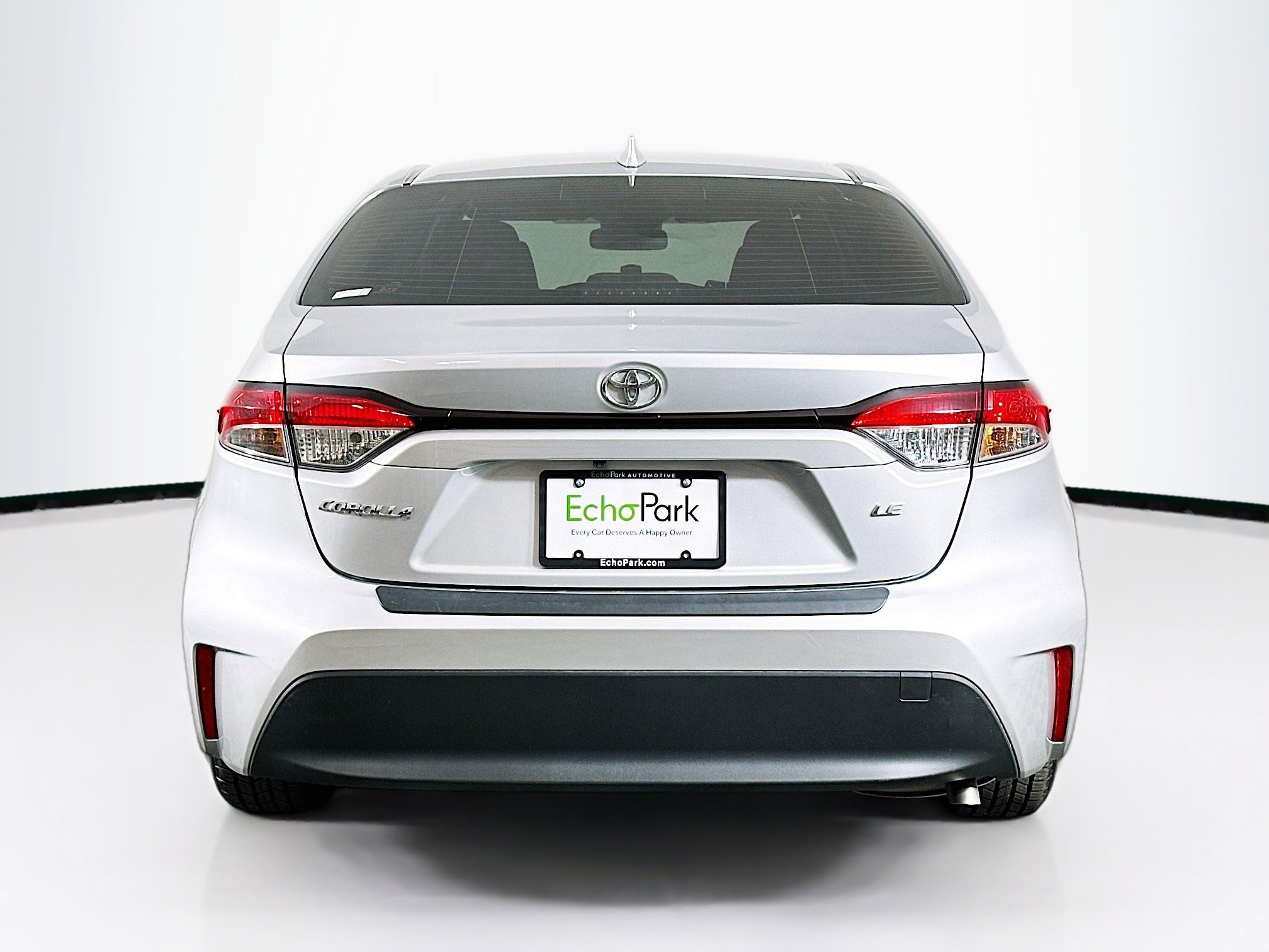 Used 2023 Toyota Corolla LE FWD image 7