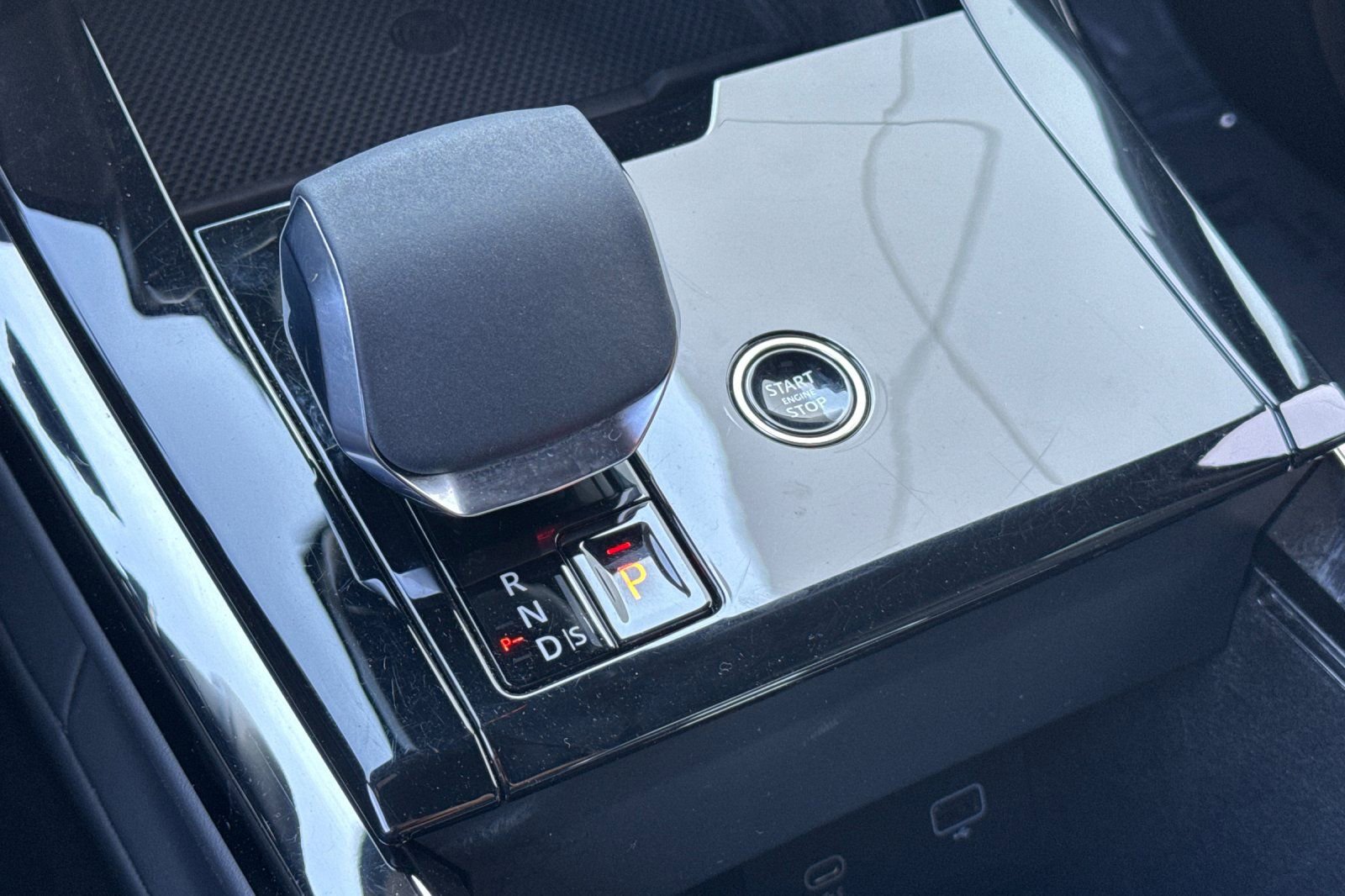 Used 2024 Land Rover Range Rover Sport Dynamic SE image 29