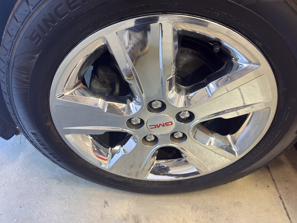 Used 2015 GMC Terrain SLE w/ Chrome Edition AWD/4WD image 32