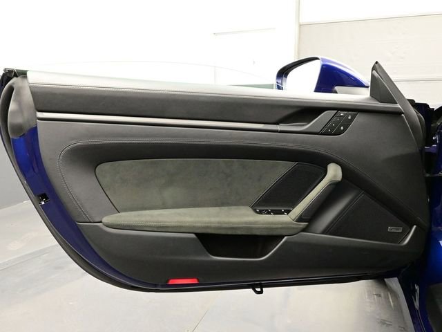 Certified 2024 Porsche 911 Carrera GTS image 7