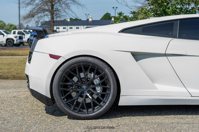 Used 2004 Lamborghini Gallardo image 10