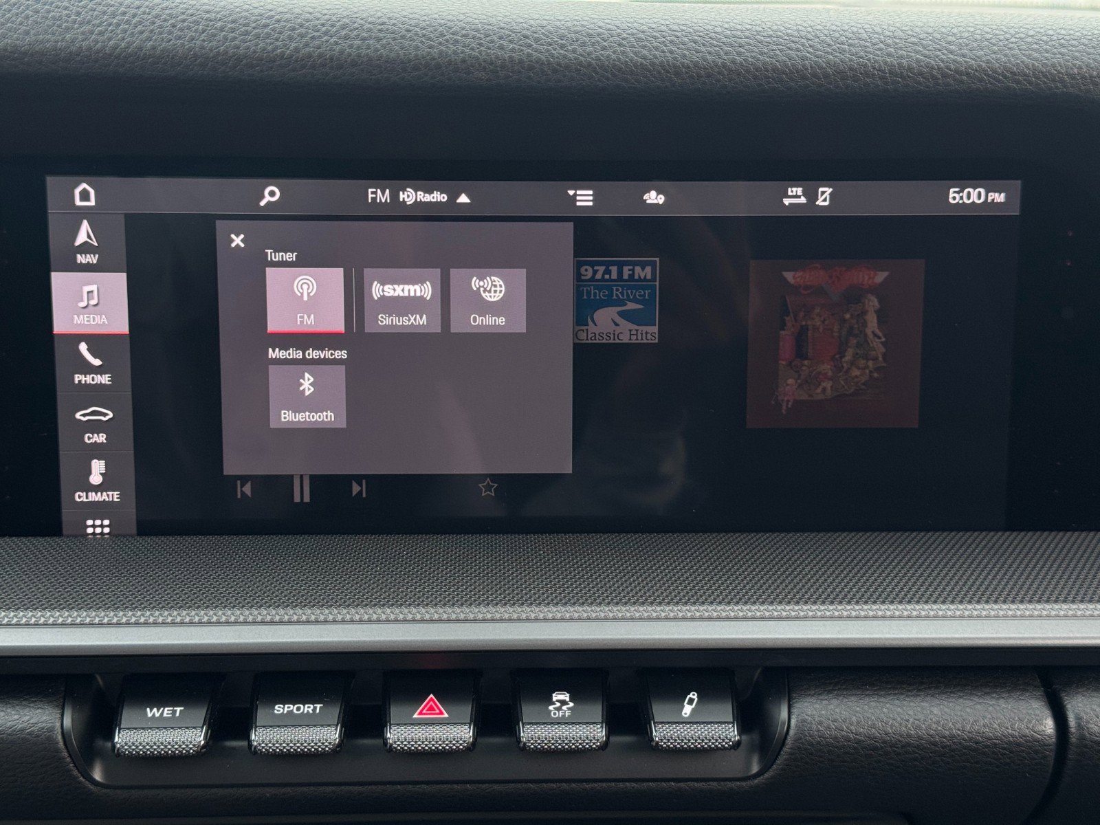 Used 2021 Porsche 911 Carrera w/ Premium Package image 23