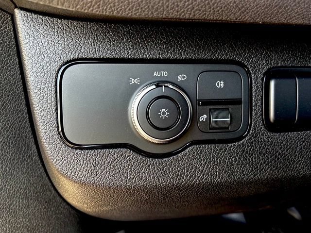 Used 2026 Mercedes-Benz Sprinter 2500 image 40