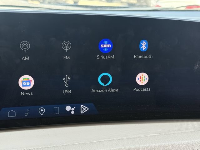 Used 2024 Cadillac XT4 Luxury FWD image 18