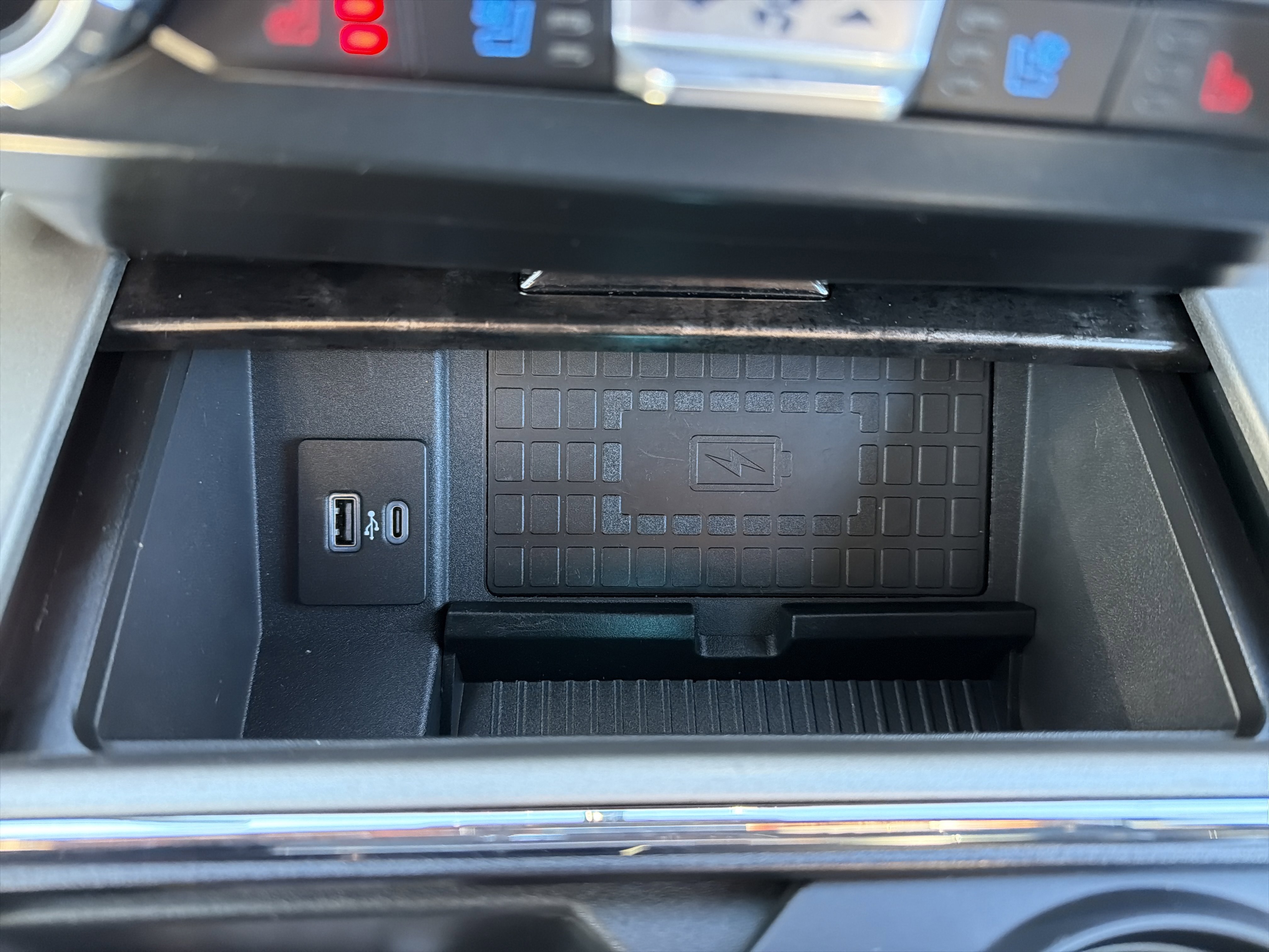 Used 2022 Ford F250 Lariat w/ Lariat Ultimate Package image 24