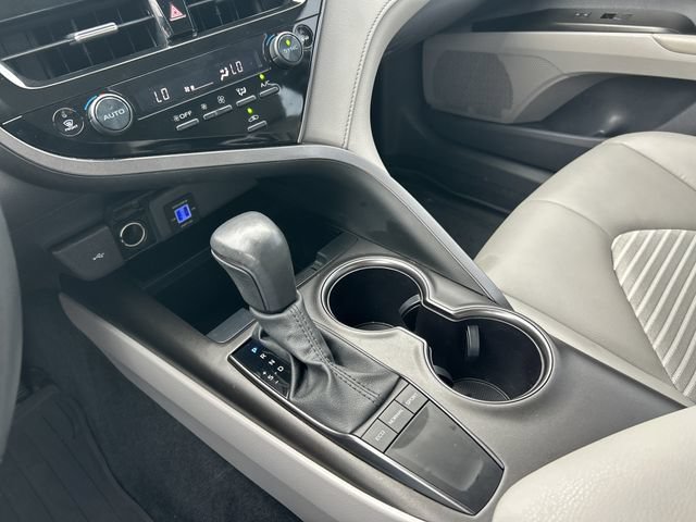 Used 2024 Toyota Camry SE w/ Convenience Package FWD image 24