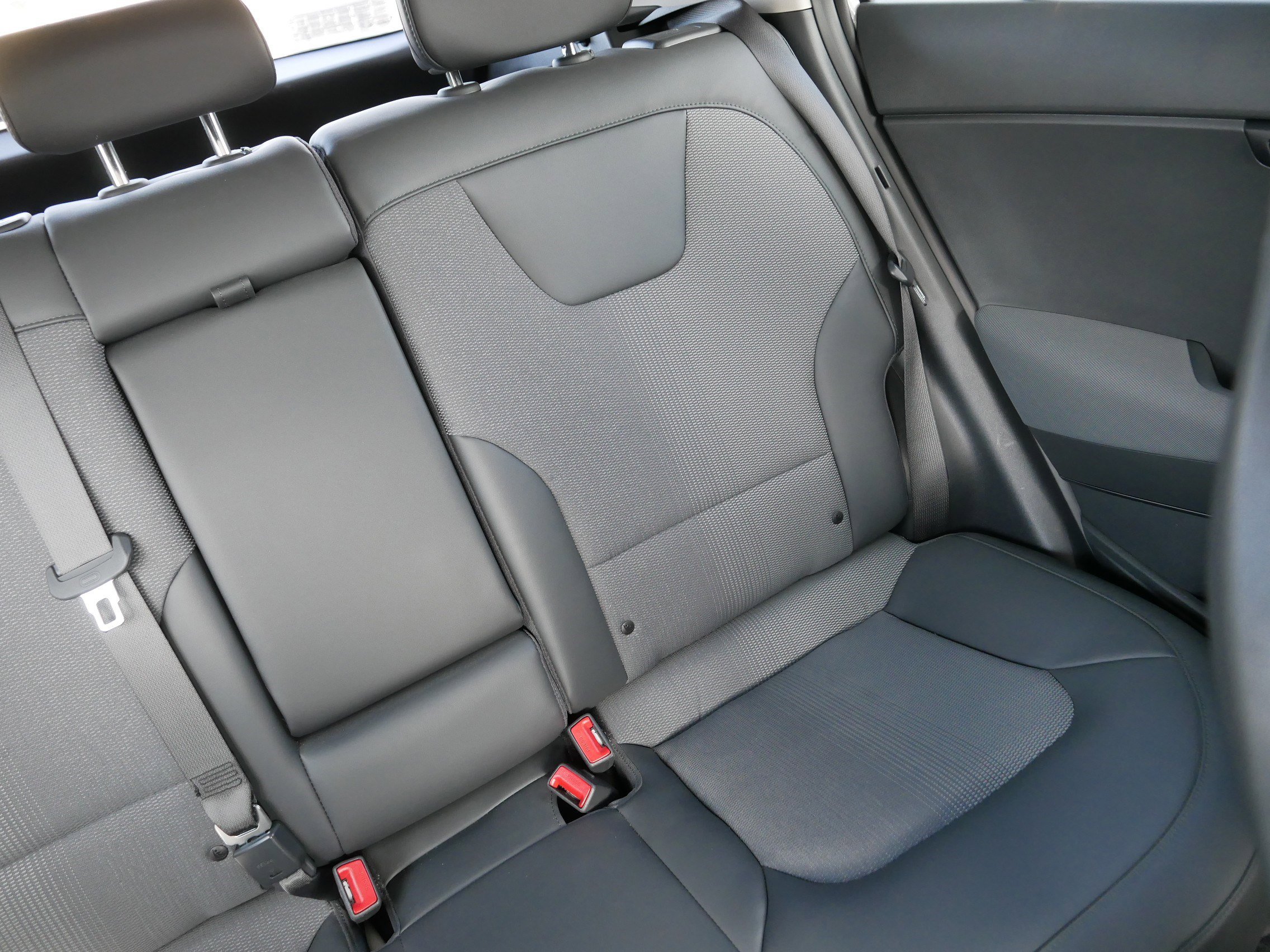 Certified 2023 Kia Niro EX w/ EX Cold Weather Package image 14