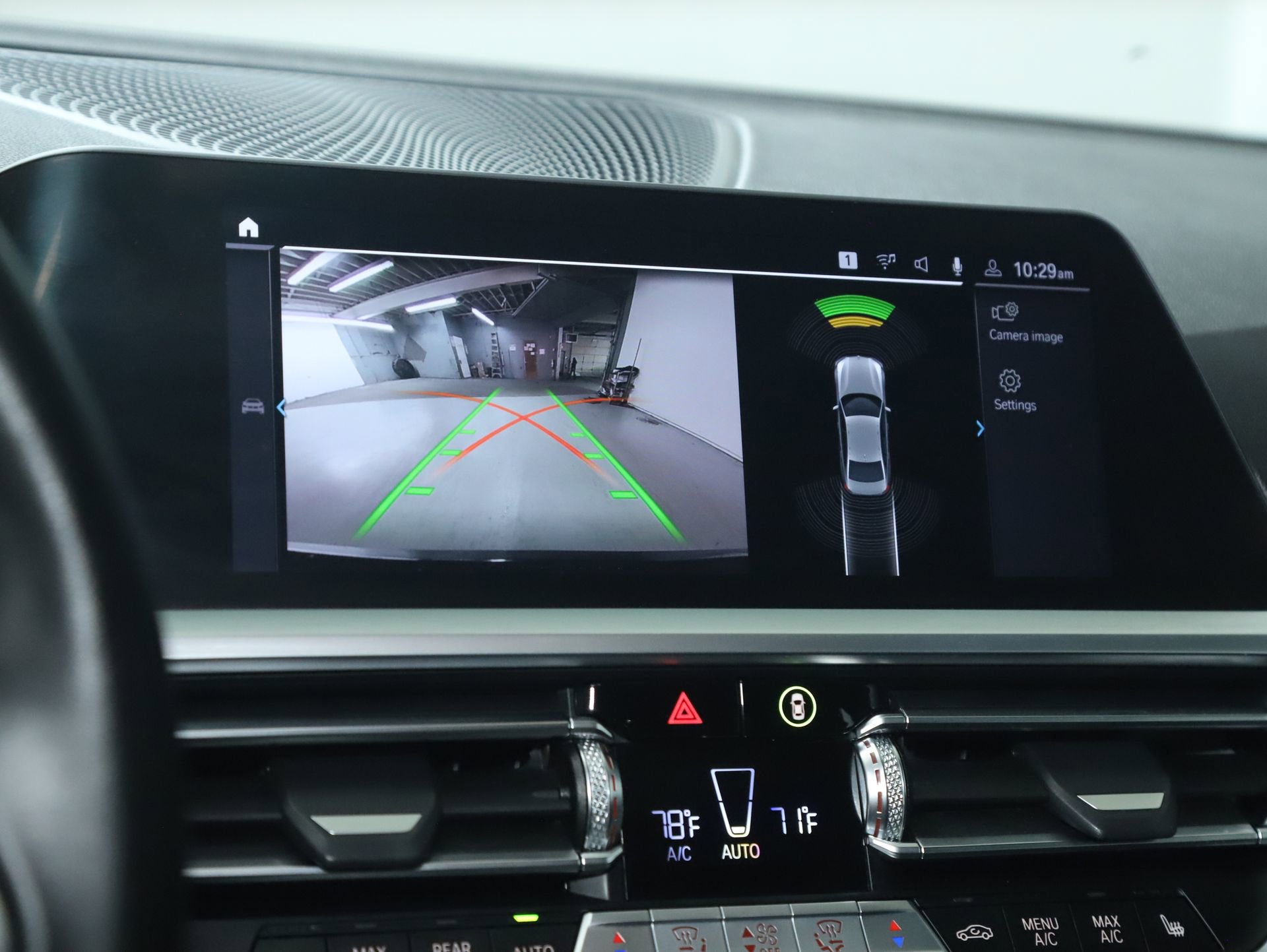 Used 2021 BMW 330e xDrive w/ Premium Package image 31