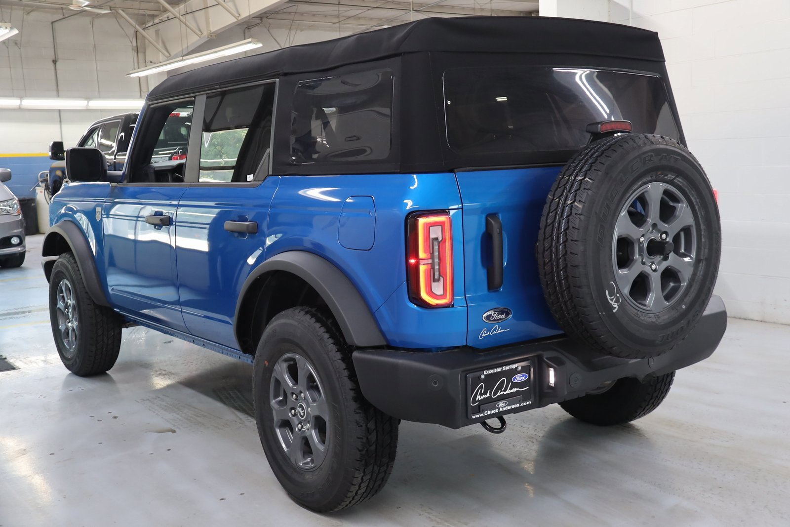 New 2024 Ford Bronco Big Bend image 8