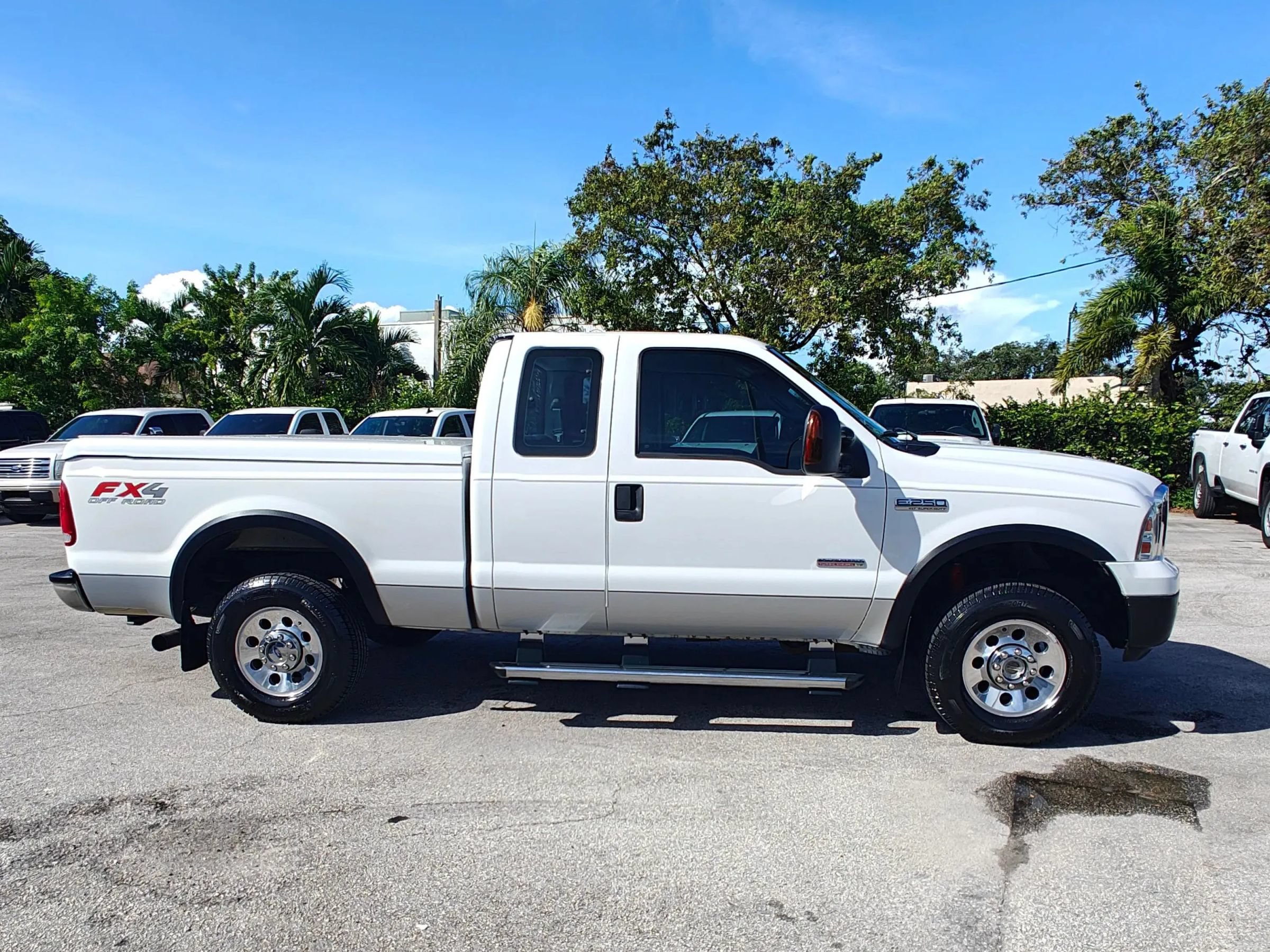 Used 2007 Ford F250 XLT AWD/4WD image 9