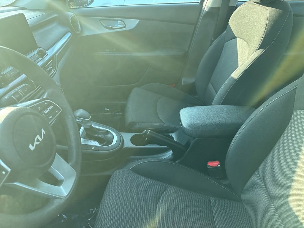 Used 2023 Kia Forte LXS FWD image 20