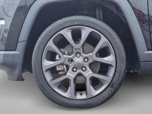 Used 2021 Jeep Compass Latitude w/ Sun and Sound Group AWD/4WD image 24