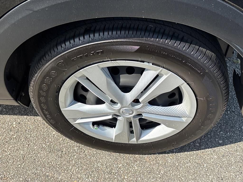 Used 2025 Nissan Kicks Play S image 14