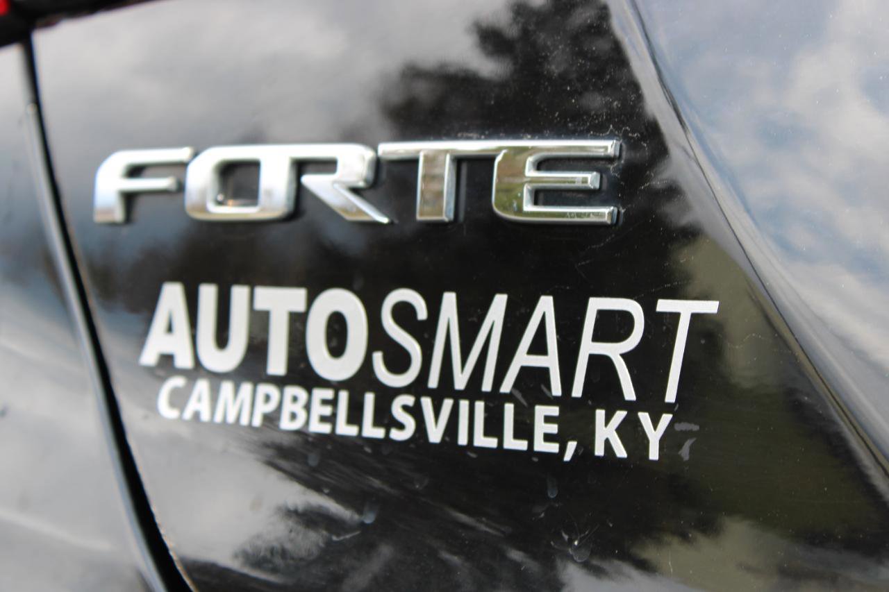 Used 2021 Kia Forte GT image 6