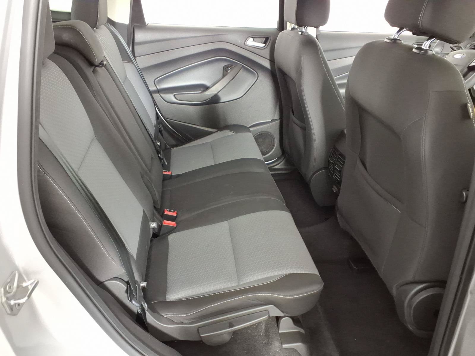 Used 2017 Ford Escape SE FWD image 12