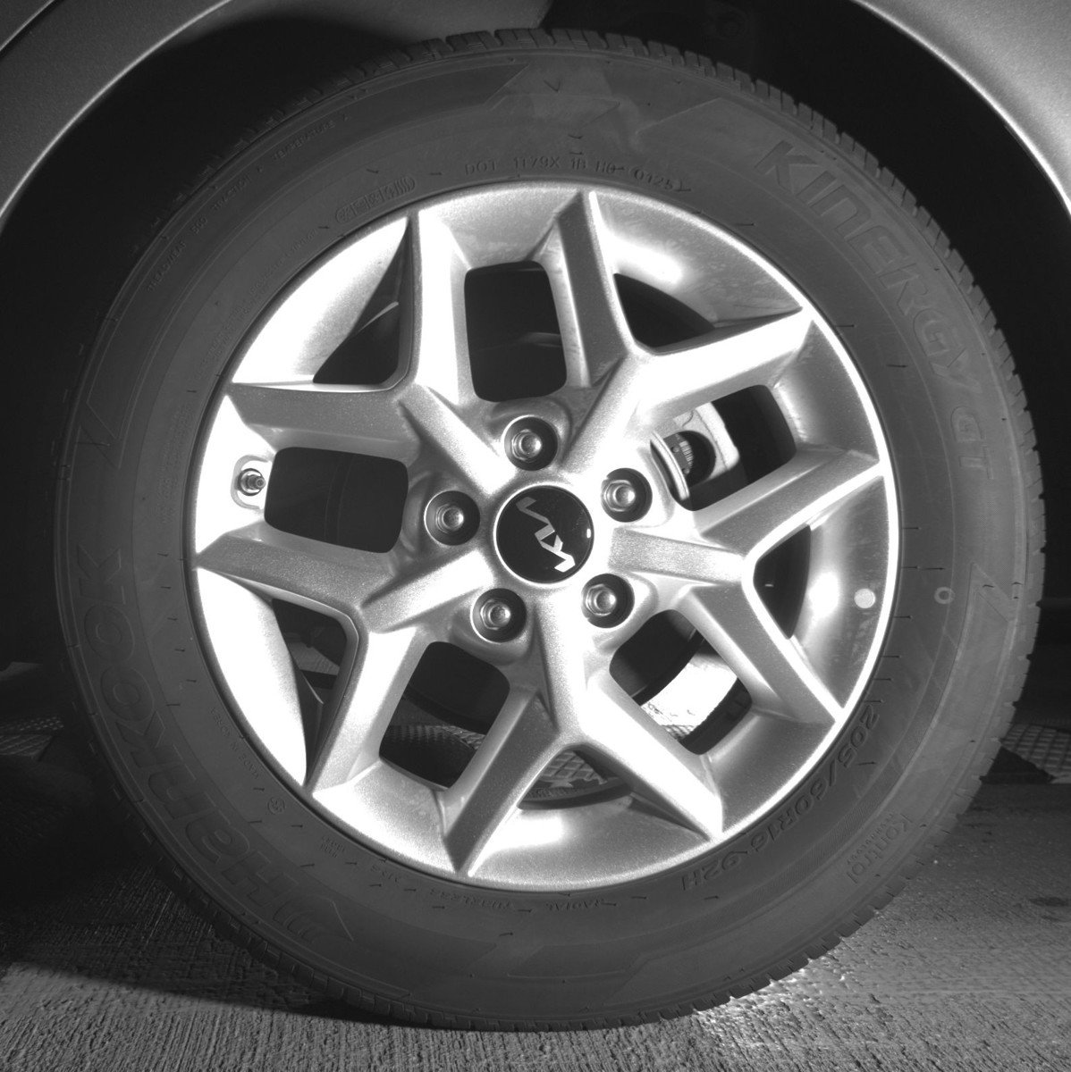 Used 2025 Kia Soul LX w/ LX Technology Package FWD image 14