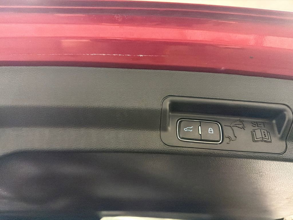 Used 2020 Ford Explorer ST w/ ST Street Pack image 21