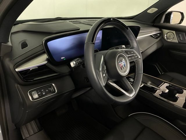 Used 2025 Buick Enclave Avenir w/ Super Cruise Package AWD/4WD image 17