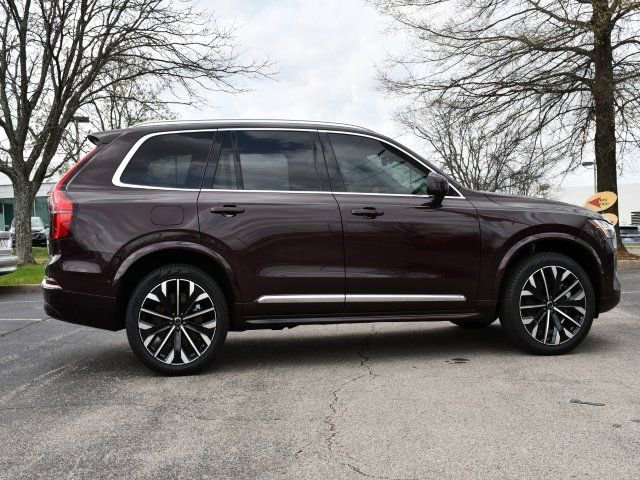 Used 2025 Volvo XC90 T8 Plus w/ Protection Package Premier AWD/4WD image 8