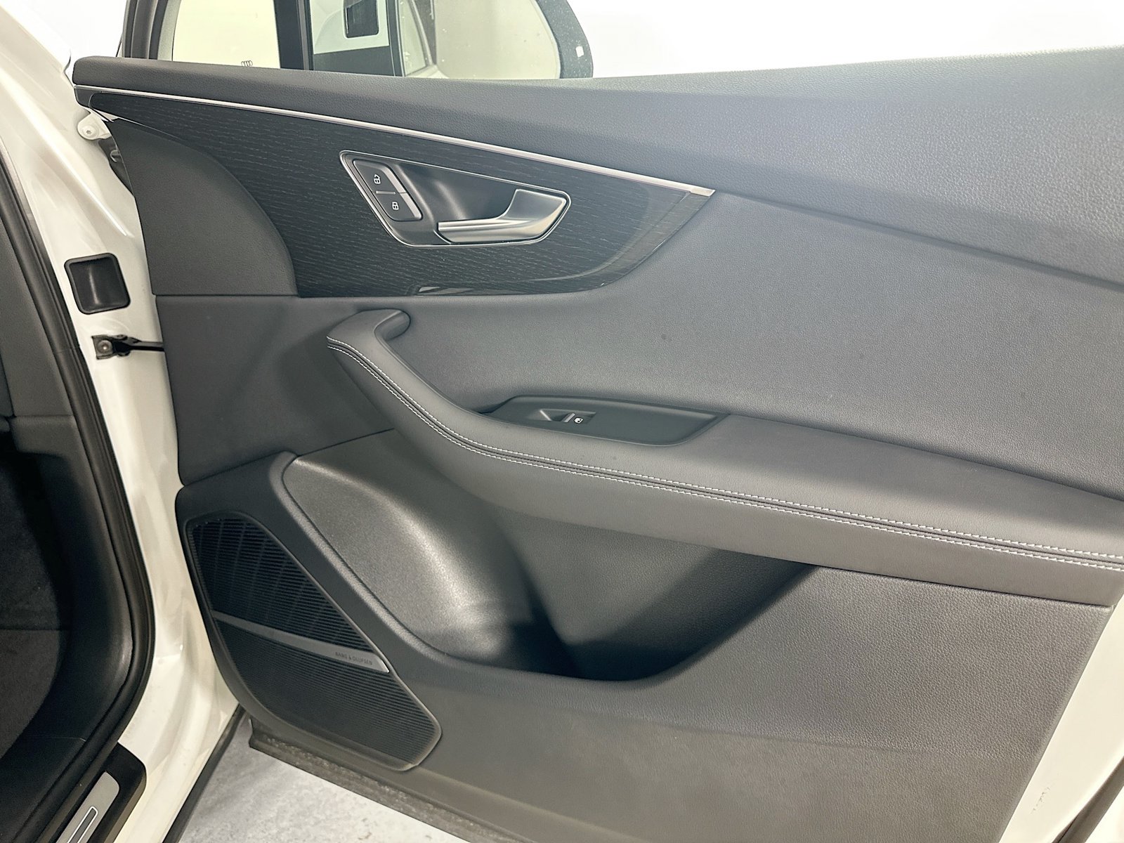 Certified 2025 Audi Q7 2.0T Premium AWD/4WD image 44