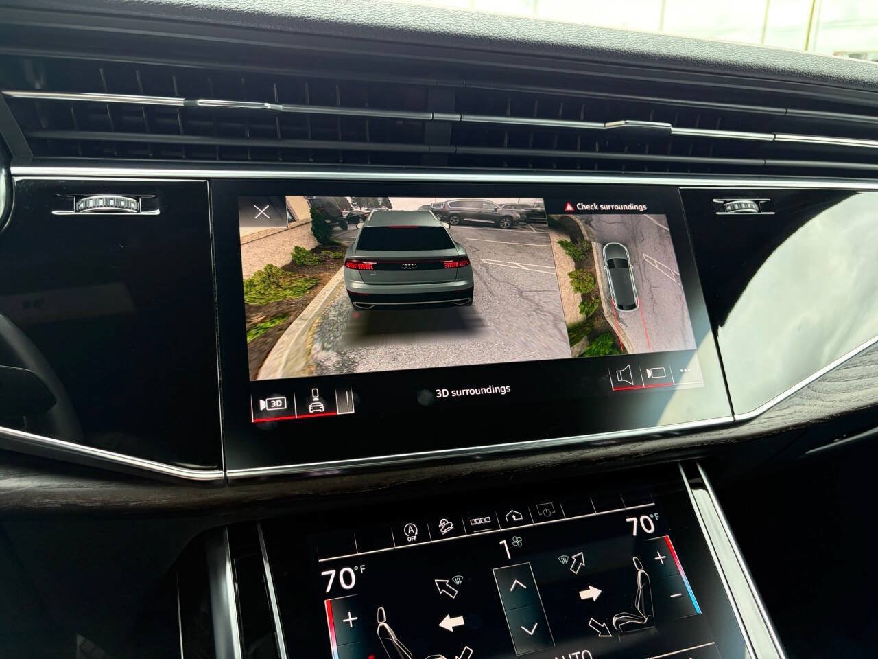 Used 2021 Audi Q8 Premium w/ Black Optic Package AWD/4WD image 29