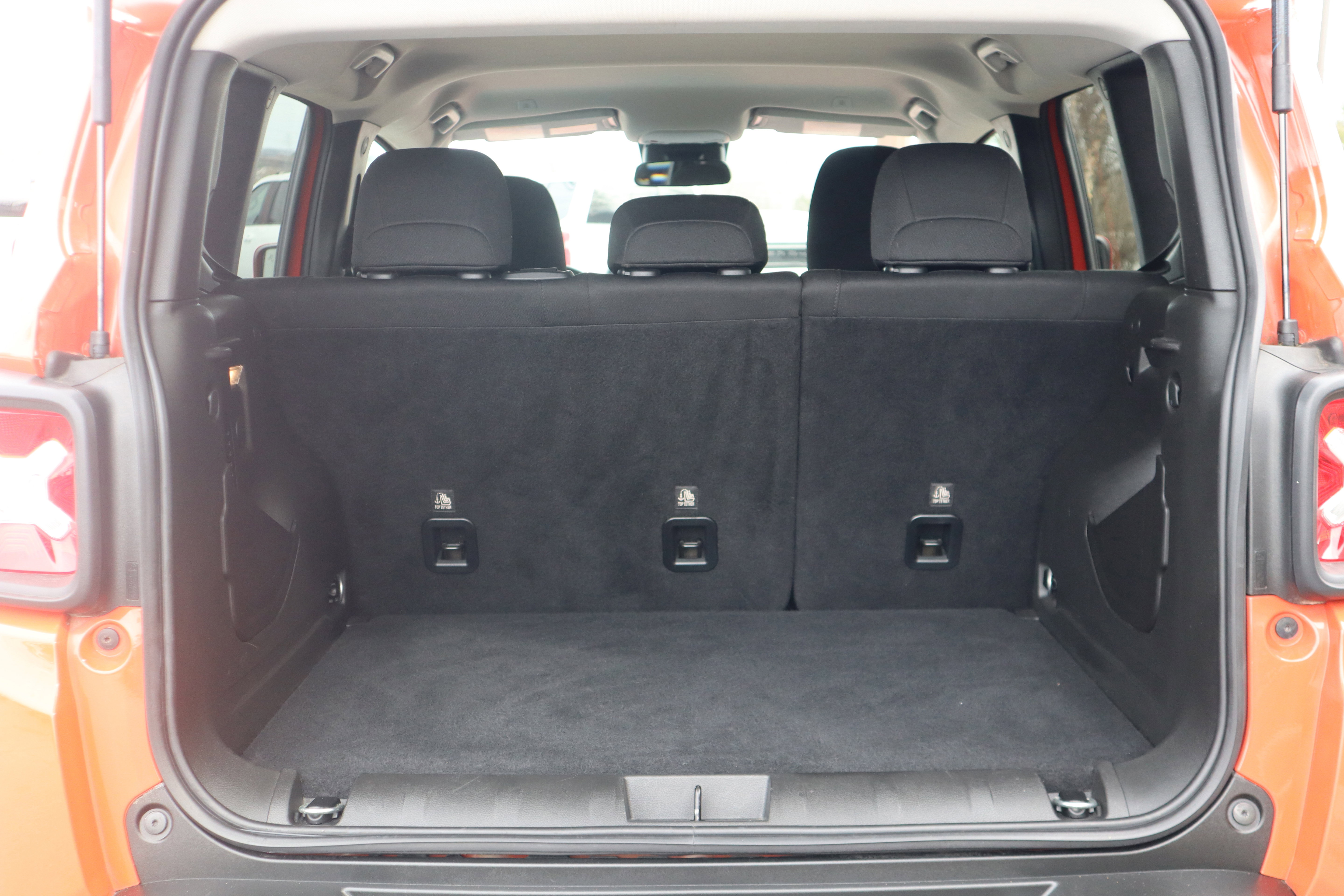 Used 2021 Jeep Renegade Latitude image 28