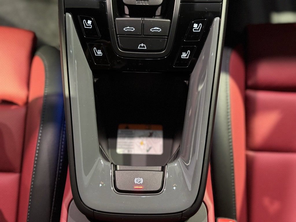 New 2026 Porsche 911 Carrera 4S AWD/4WD image 33
