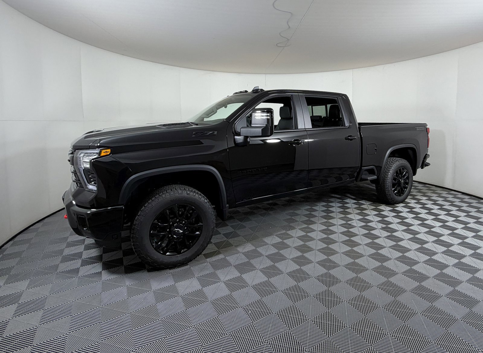 New 2026 Chevrolet Silverado 2500 LT image 2