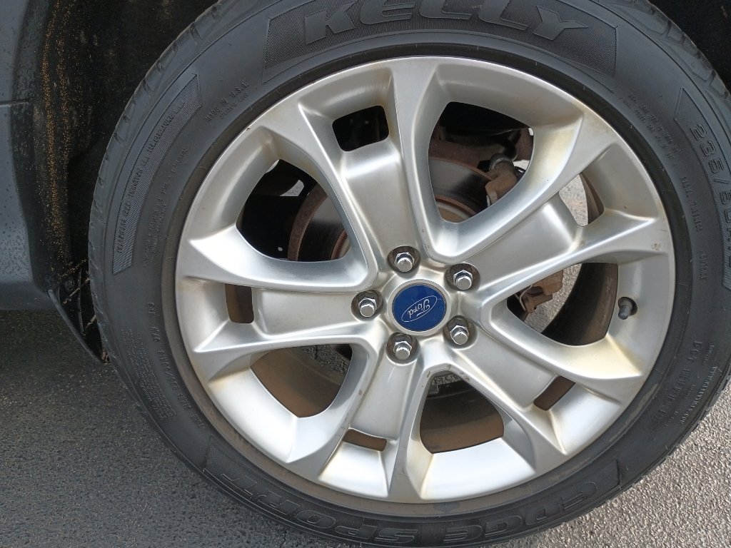 Used 2016 Ford Escape Titanium w/ Equipment Group 301A FWD image 17
