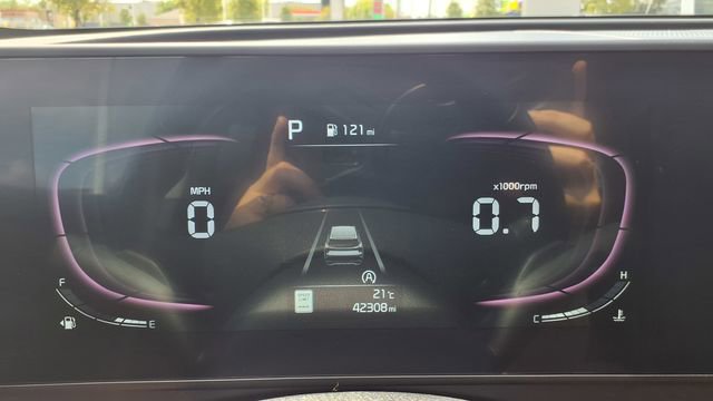 Used 2024 Kia Sportage EX image 31