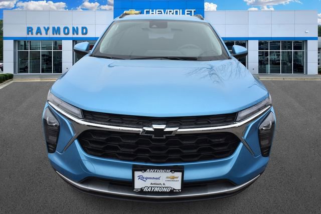 New 2026 Chevrolet Trax LT w/ LPO, Blackout Package image 9