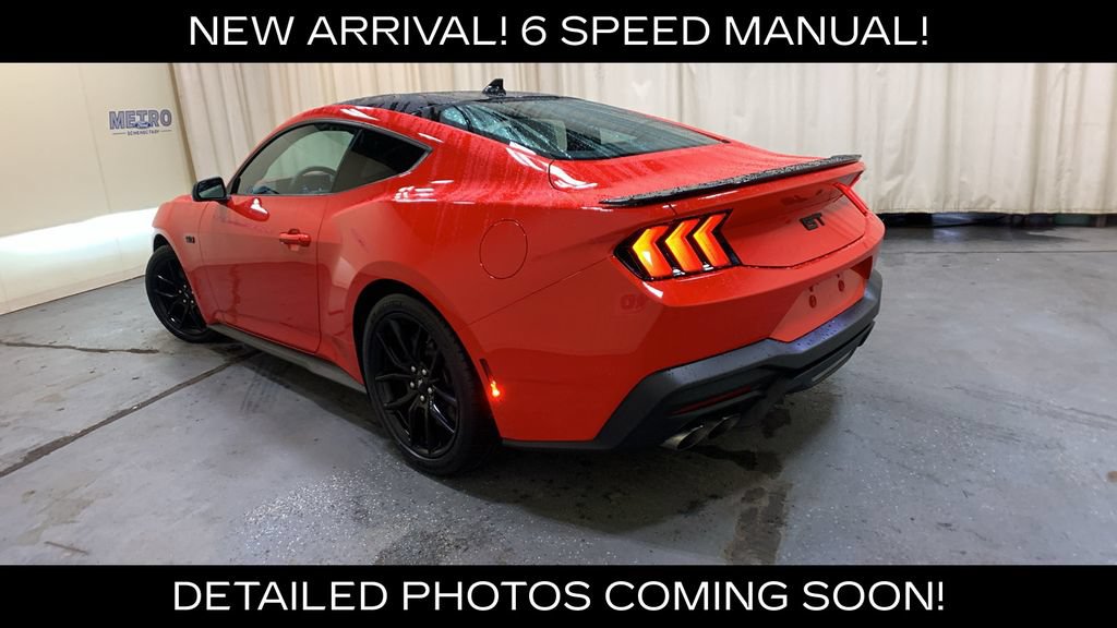 Used 2025 Ford Mustang GT RWD image 5