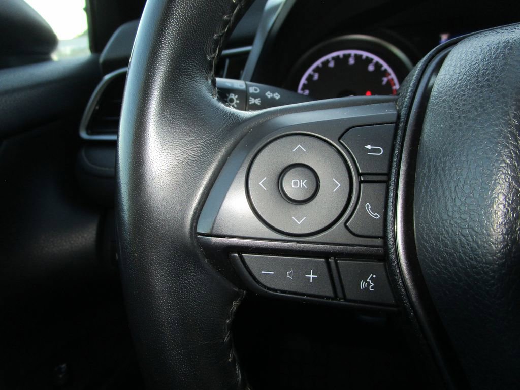 Used 2024 Toyota Camry SE image 26