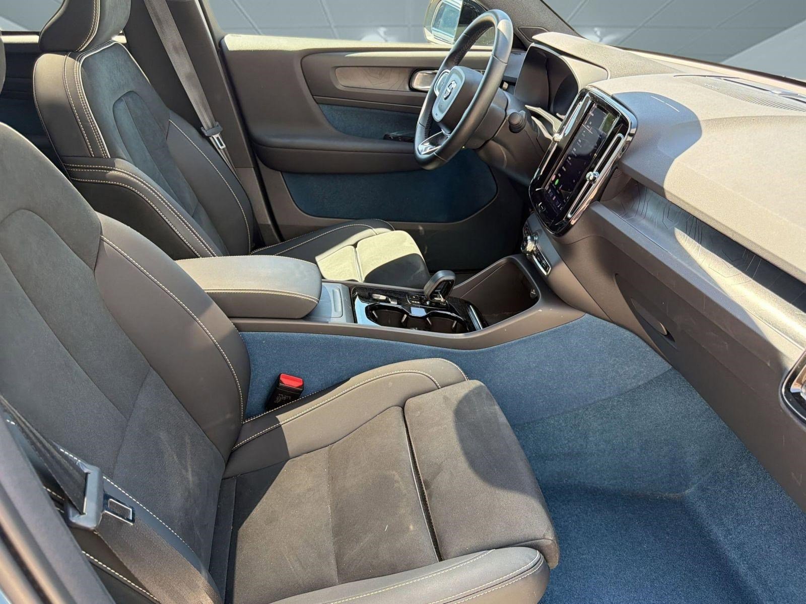 Used 2023 Volvo C40 P8 Recharge Ultimate w/ Protection Package Premier AWD/4WD image 29