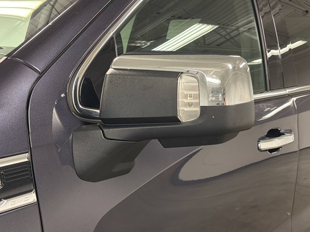 Used 2024 GMC Sierra 1500 Denali AWD/4WD image 12