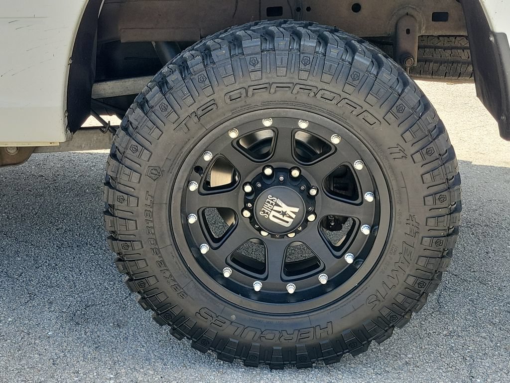 Used 2014 RAM 2500 Tradesman w/ Chrome Appearance Group AWD/4WD image 9