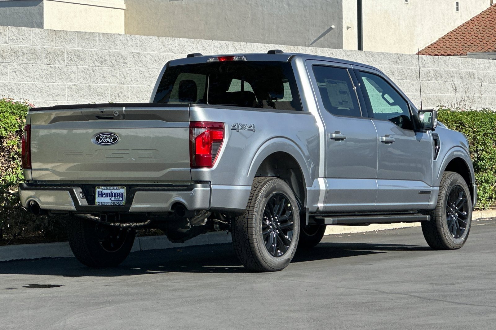 New 2025 Ford F150 XLT w/ Equipment Group 302A MID image 4