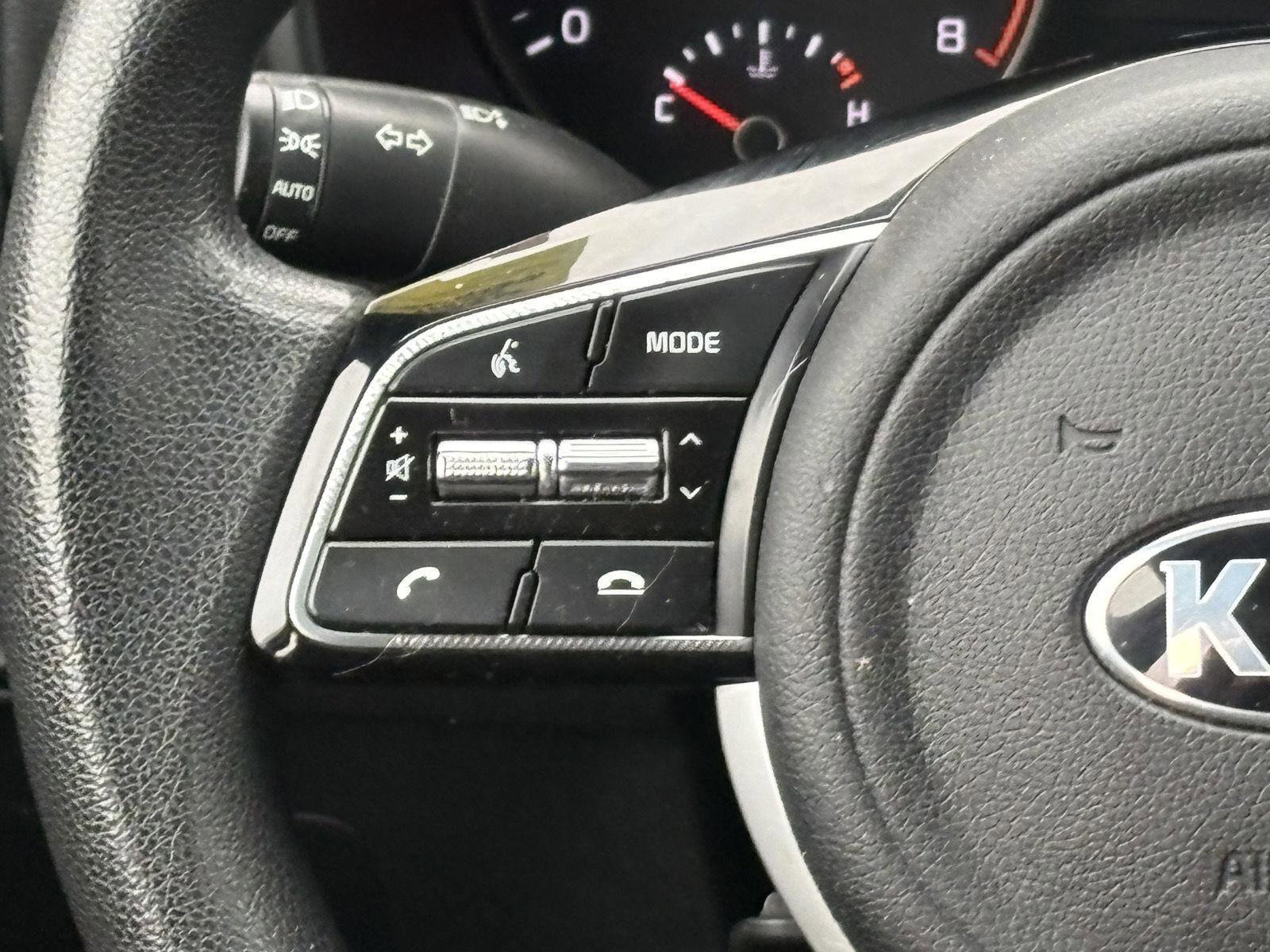 Used 2020 Kia Sportage LX image 8