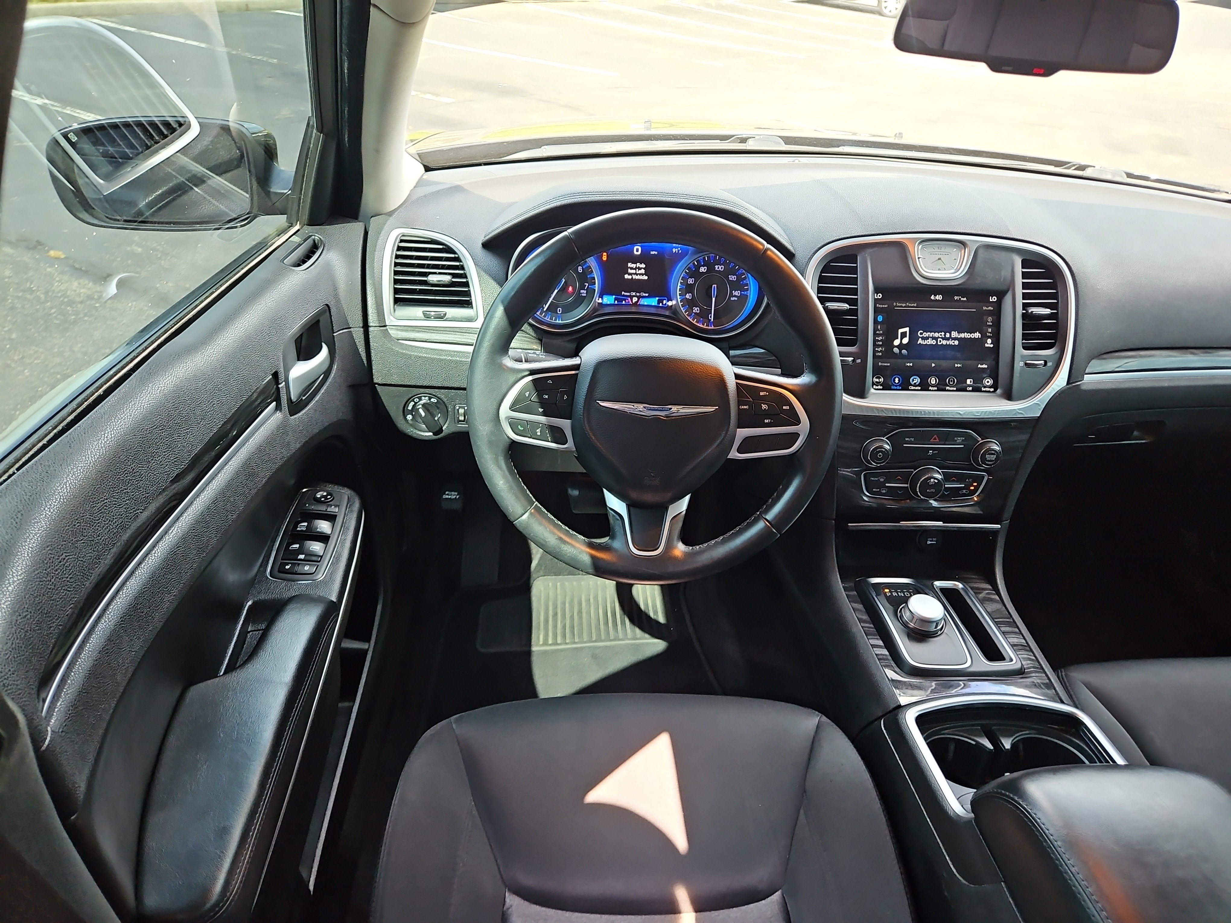 Used 2019 Chrysler 300 Touring w/ Sport Appearance Package AWD/4WD image 10