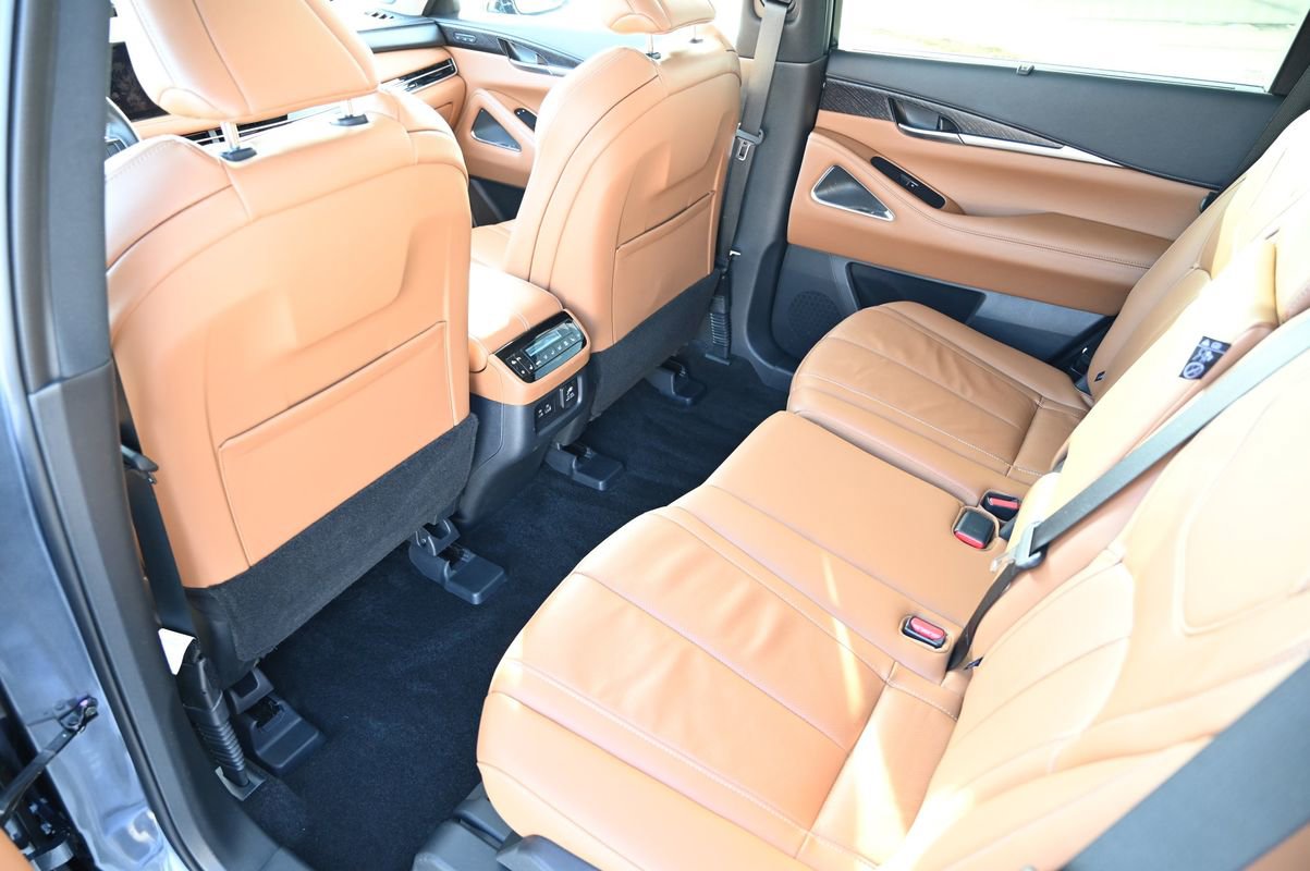 Used 2025 INFINITI QX60 Sensory image 39