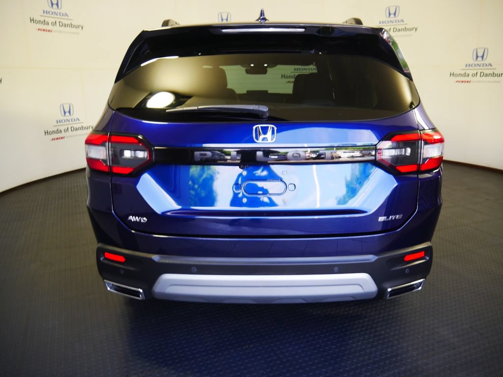 Used 2023 Honda Pilot Elite image 9