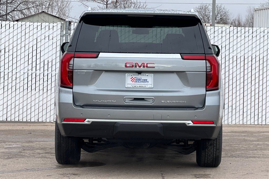 New 2026 GMC Yukon XL Elevation image 5