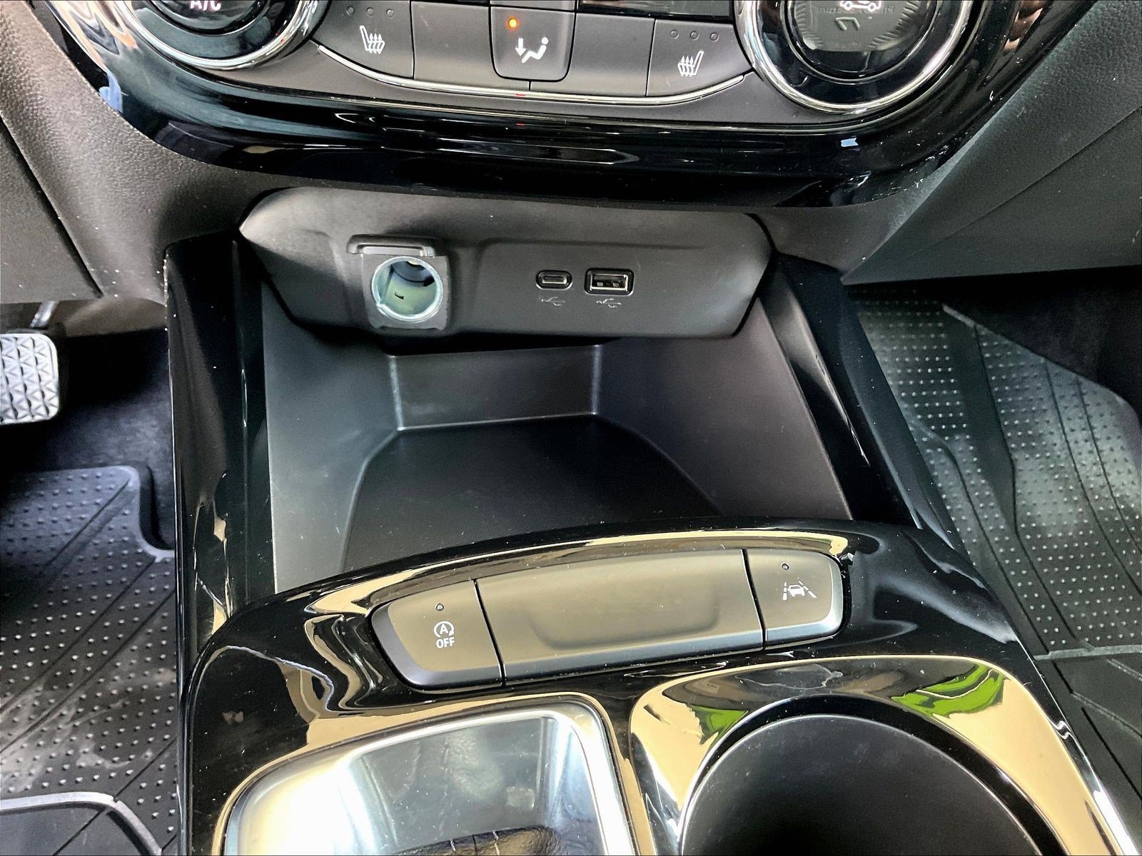 Used 2025 Chevrolet Trax ACTIV FWD image 15