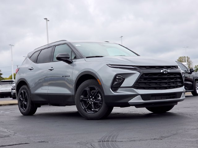 New 2026 Chevrolet Blazer LT w/ Convenience Package AWD/4WD image 2