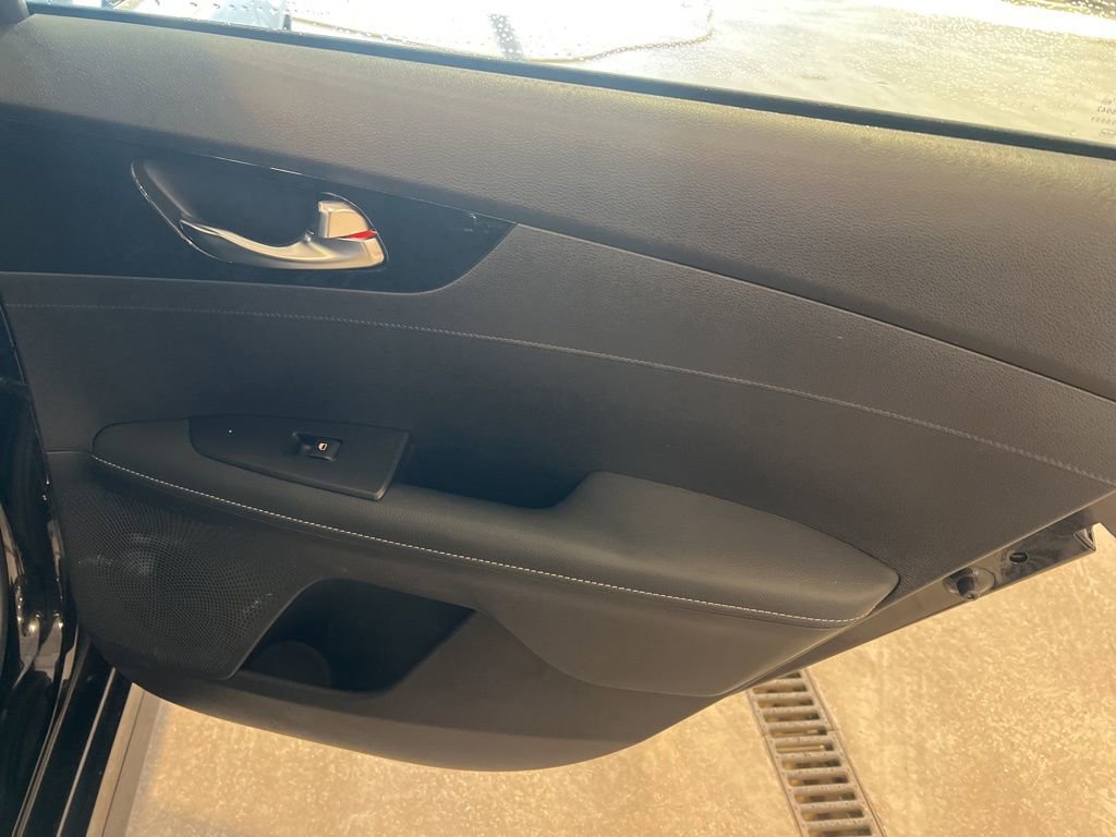 Certified 2024 Kia Forte GT-Line w/ GT-Line Premium Package image 16